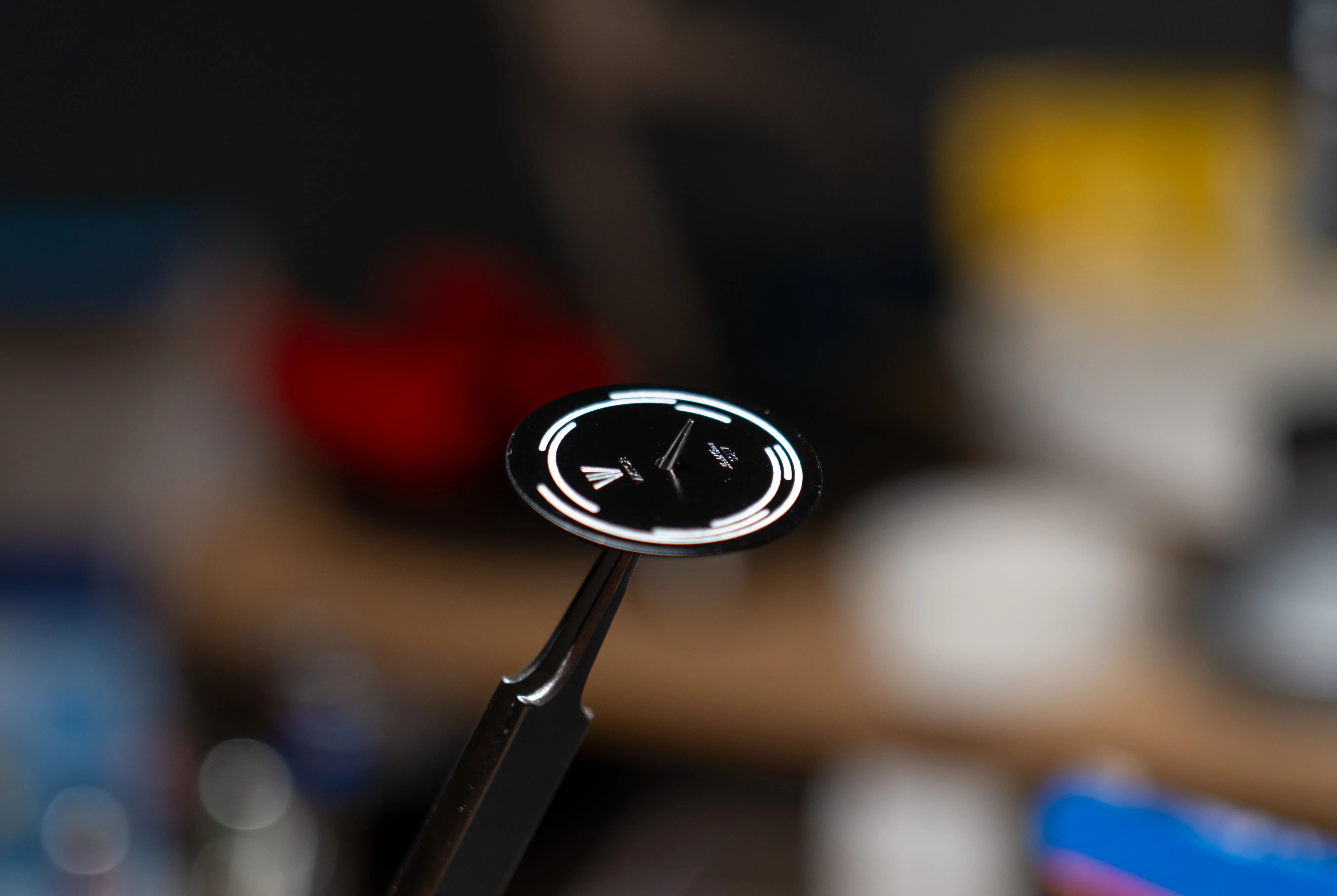 Black-and-white Model Dwa dial during assembly