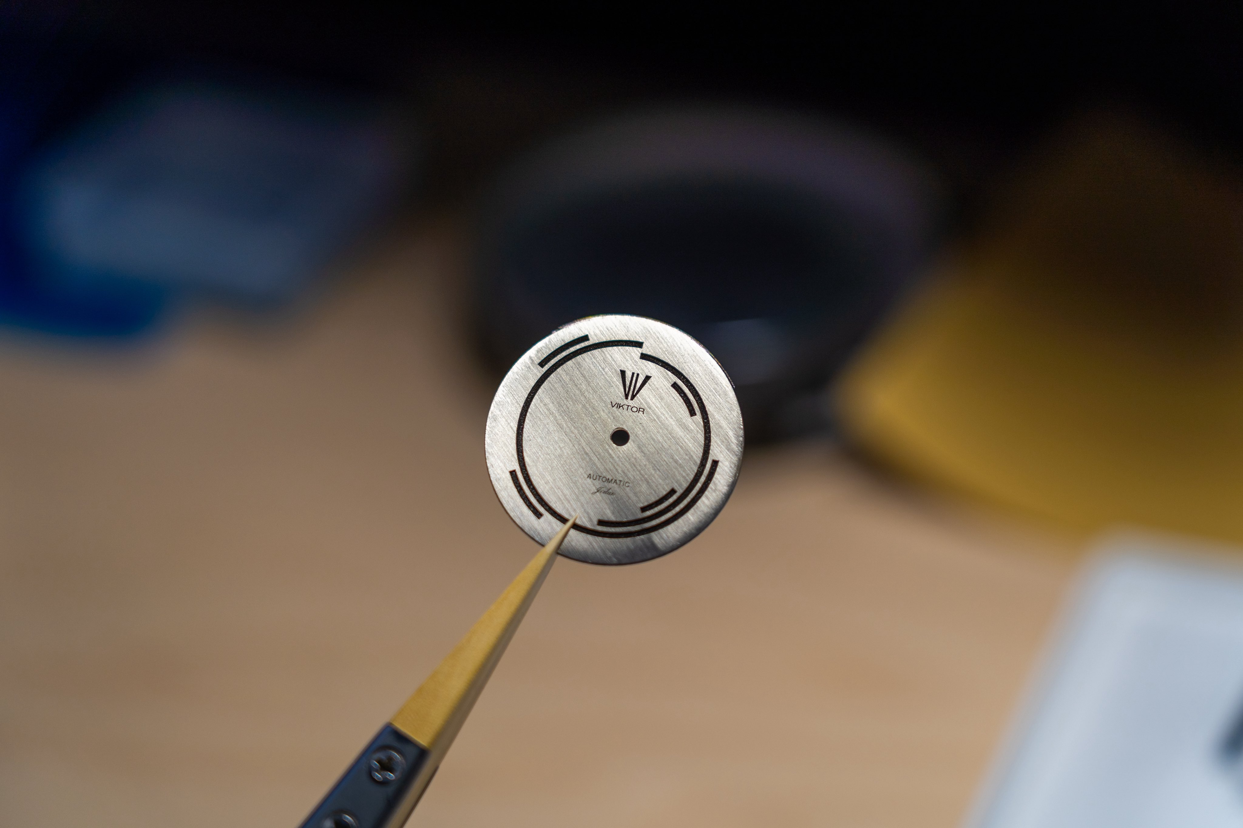 Early brass Viktor Watch dial with simple loop markers